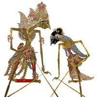 Felicia Katz-Harris - «Inside the Puppet Box: A Performance Collection of Wayang Kulit at the Museum of International Folk Art»